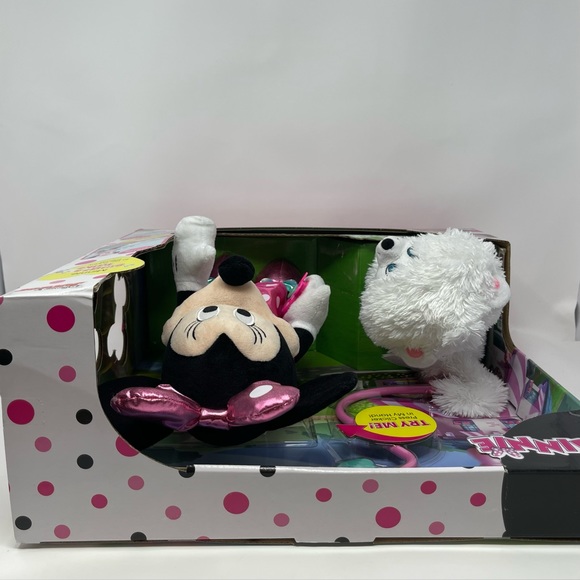 DISNEY: Minnie Mouse’s Walk and Play Puppy, NEW in Box. - Picture 7 of 7